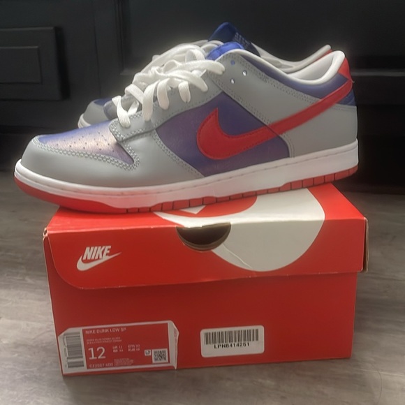 Nike Dunk Low SP size 12 worn once with red flakes in blue toe!🔥 - Picture 3 of 4